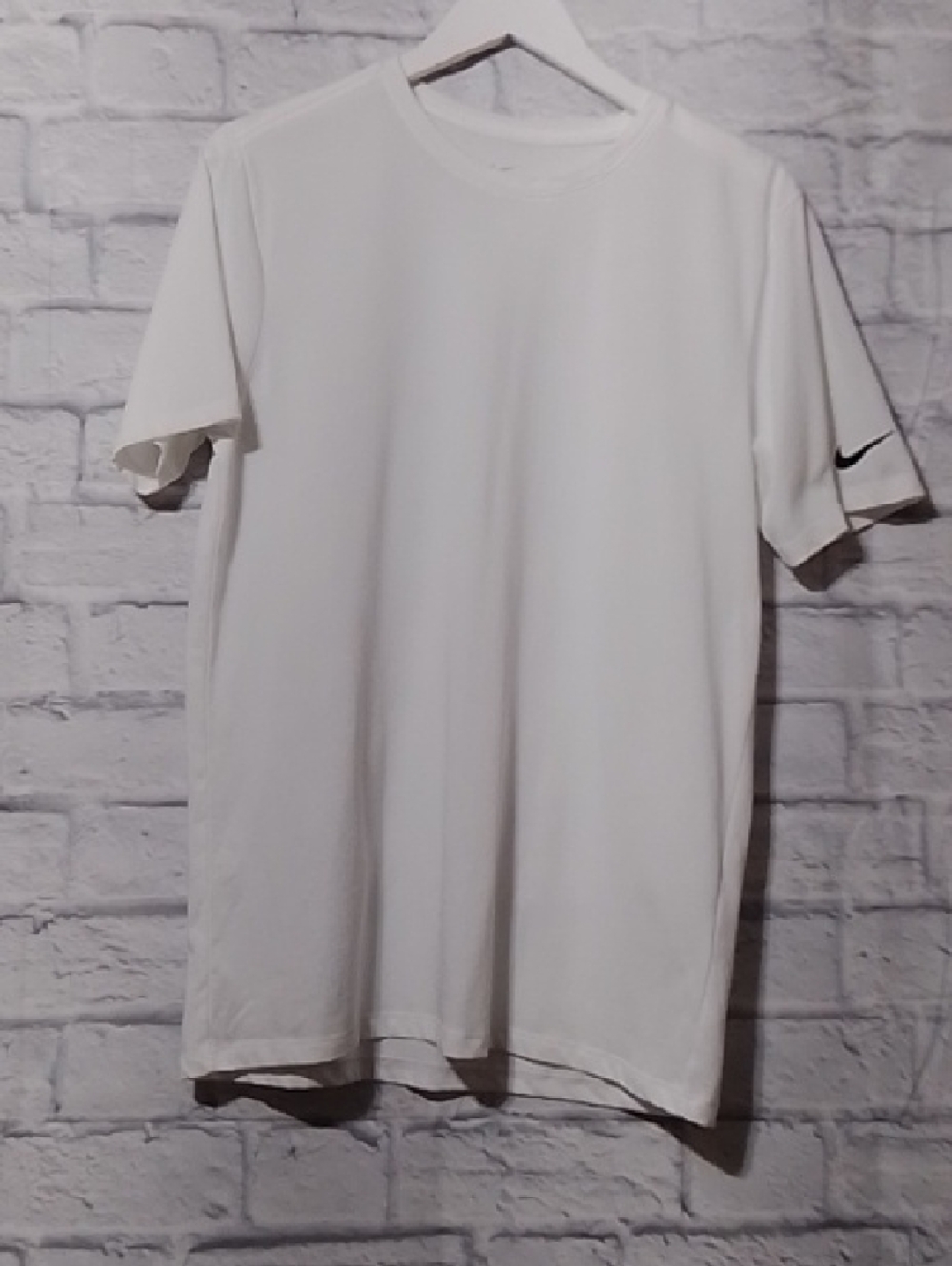 Nike White Short-Sleeve Athletic Crew Tee